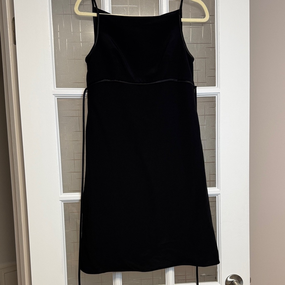 Casual corner Elegant Black Slip Dress size 4